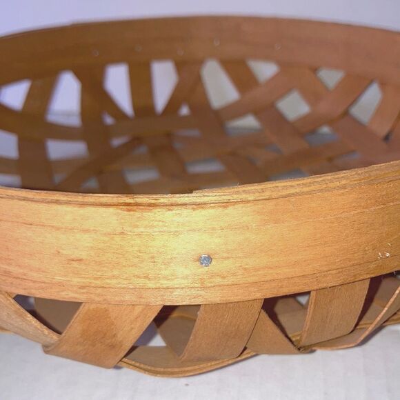 GERALD HENN Round Woven Basket 10 Inch Diameter Signed - Picture 4 of 7